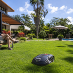 robô cortador de grama 2026 autônomo jardim brasileiro